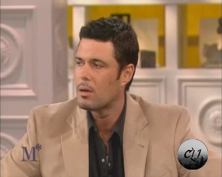 2006_12_06_The_Megan_Mullally_Show__ (10).PNG